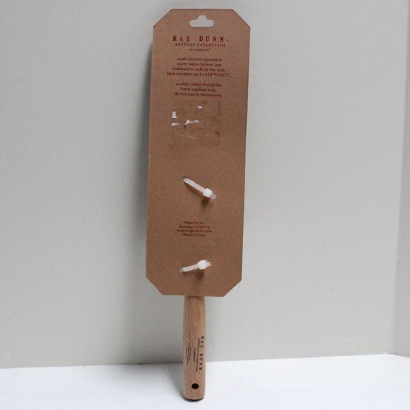 Rae Dunn Artisan Collection NWT Deck The Halls Silicone Spatula & Cookie Cutter - Picture 2 of 10